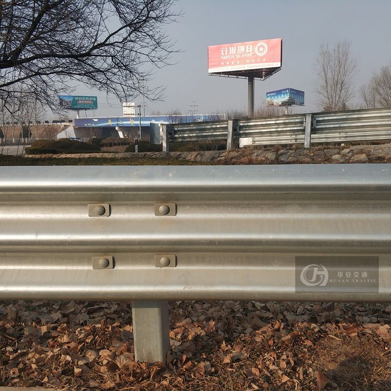 Thrie beam 4mm thickness base metal crash barrier guardrail